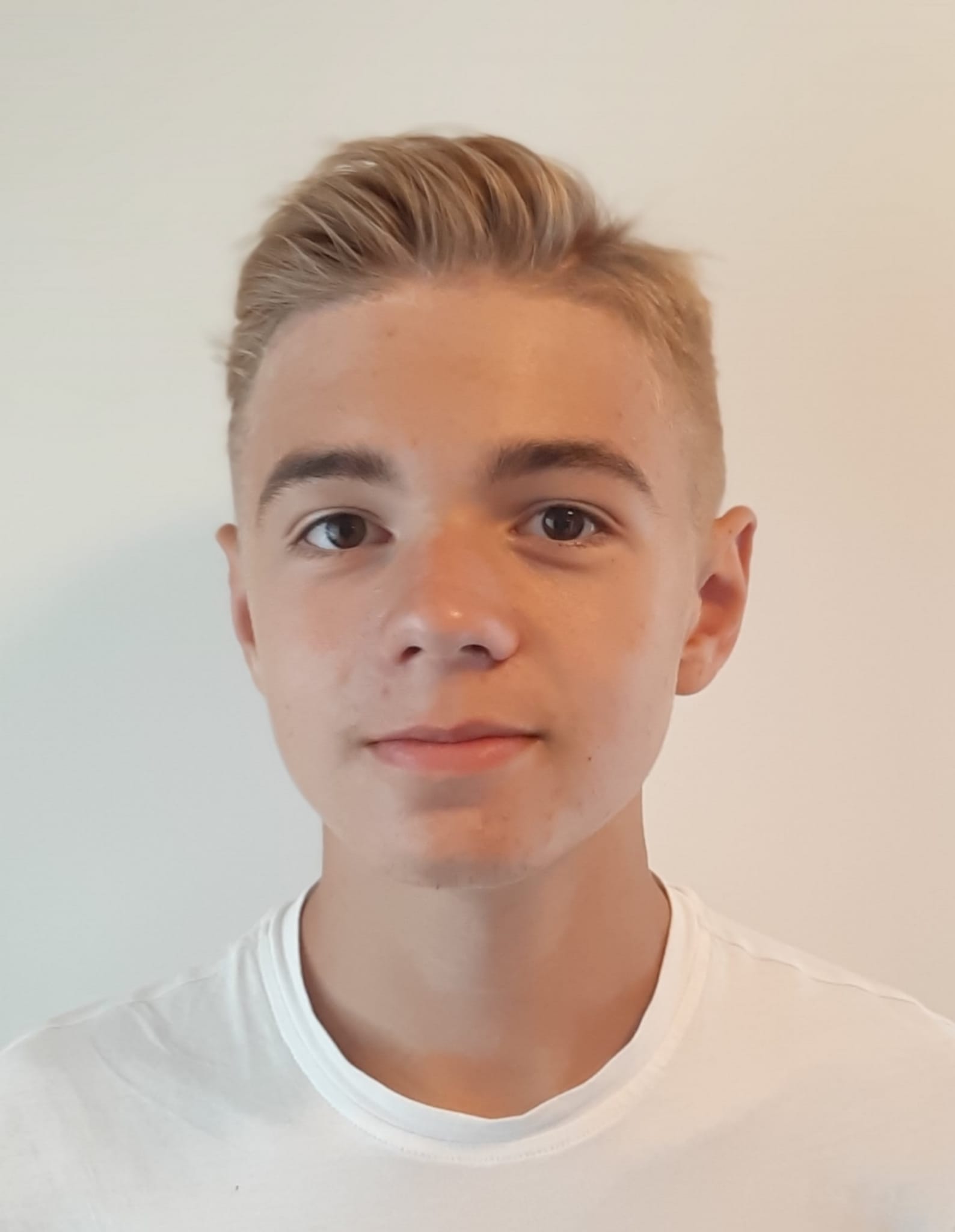 max-abel-portrait